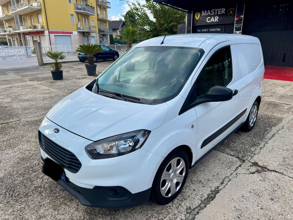 Ford Transit Courier 1.5 TDCi 75CV  Entry (2)