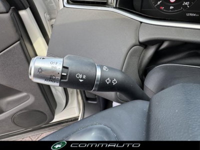Land Rover Range Rover Evoque 2.0D I4 180 CV AWD Auto SE (17)