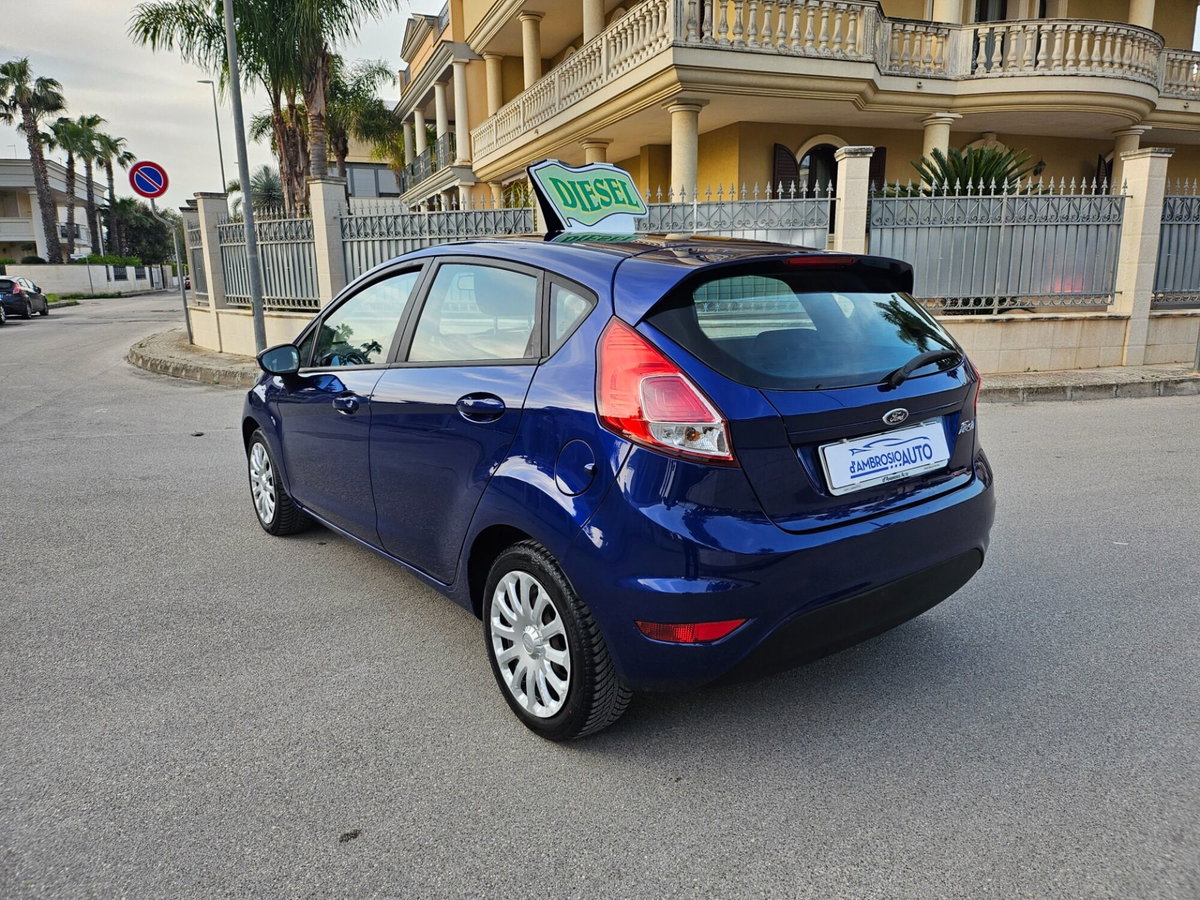 Ford Fiesta 1.5 TDCi 75CV 5 porte (6)