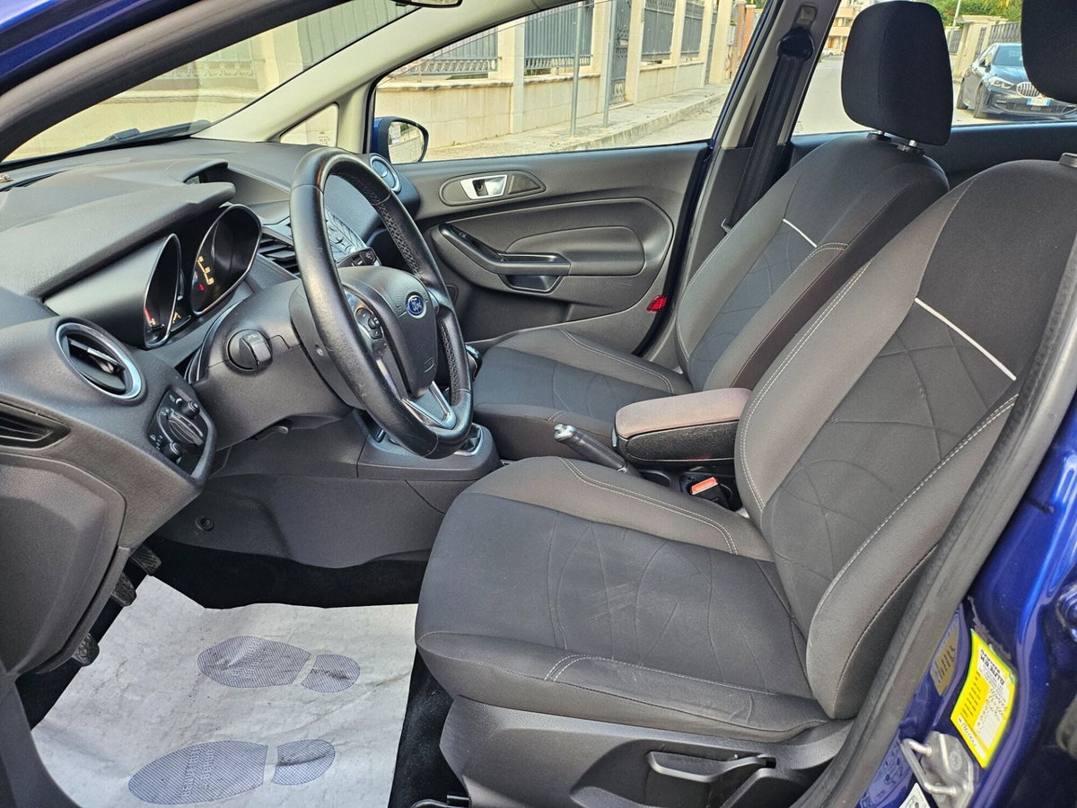 Ford Fiesta 1.5 TDCi 75CV 5 porte (7)