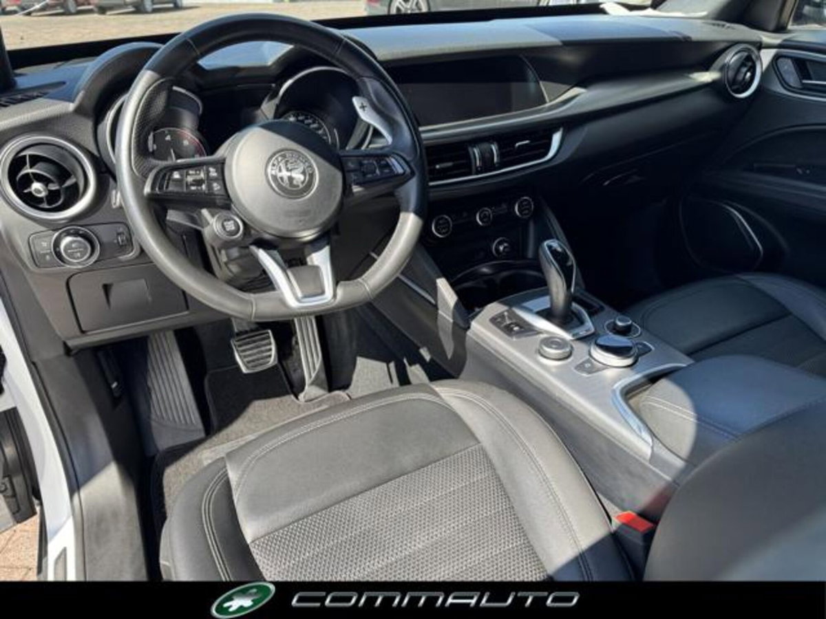 Alfa Romeo Stelvio Stelvio 2.2 Turbodiesel 190 CV AT8 Q4 Sprint (14)