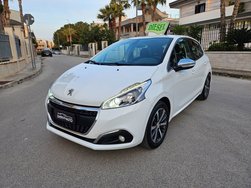 Peugeot 208 100 5 porte Allure