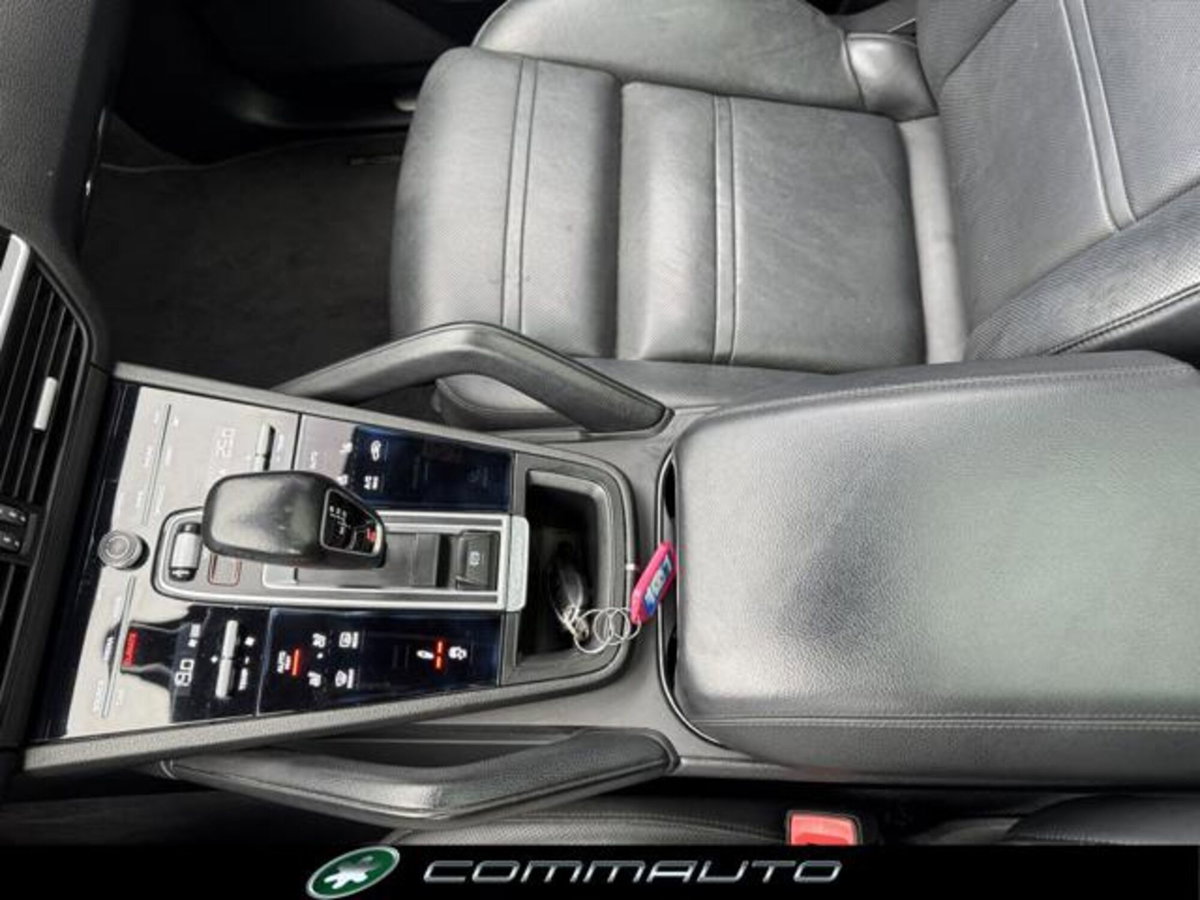 Porsche Cayenne Coupé 3.0 V6 (17)