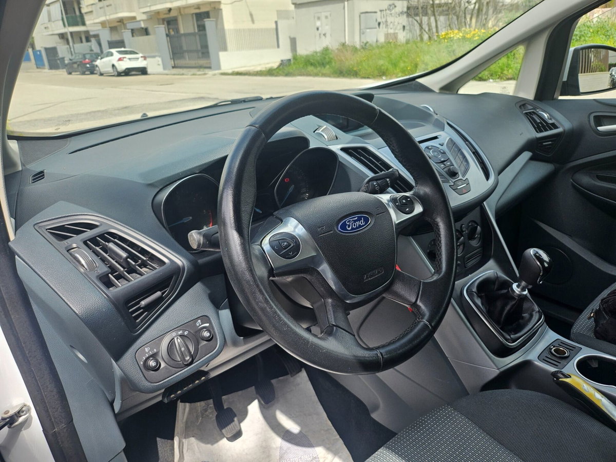 Ford C-Max 1.6 TDCi 115CV Plus (9)