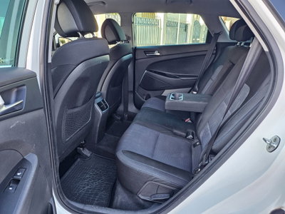 Hyundai Tucson 1.7 CRDi XPossible (13)