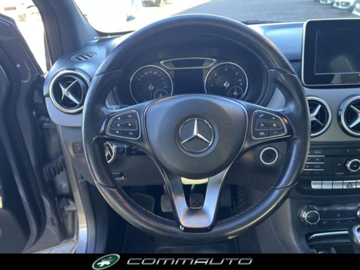 Mercedes-Benz Classe B 180 d Executive (10)