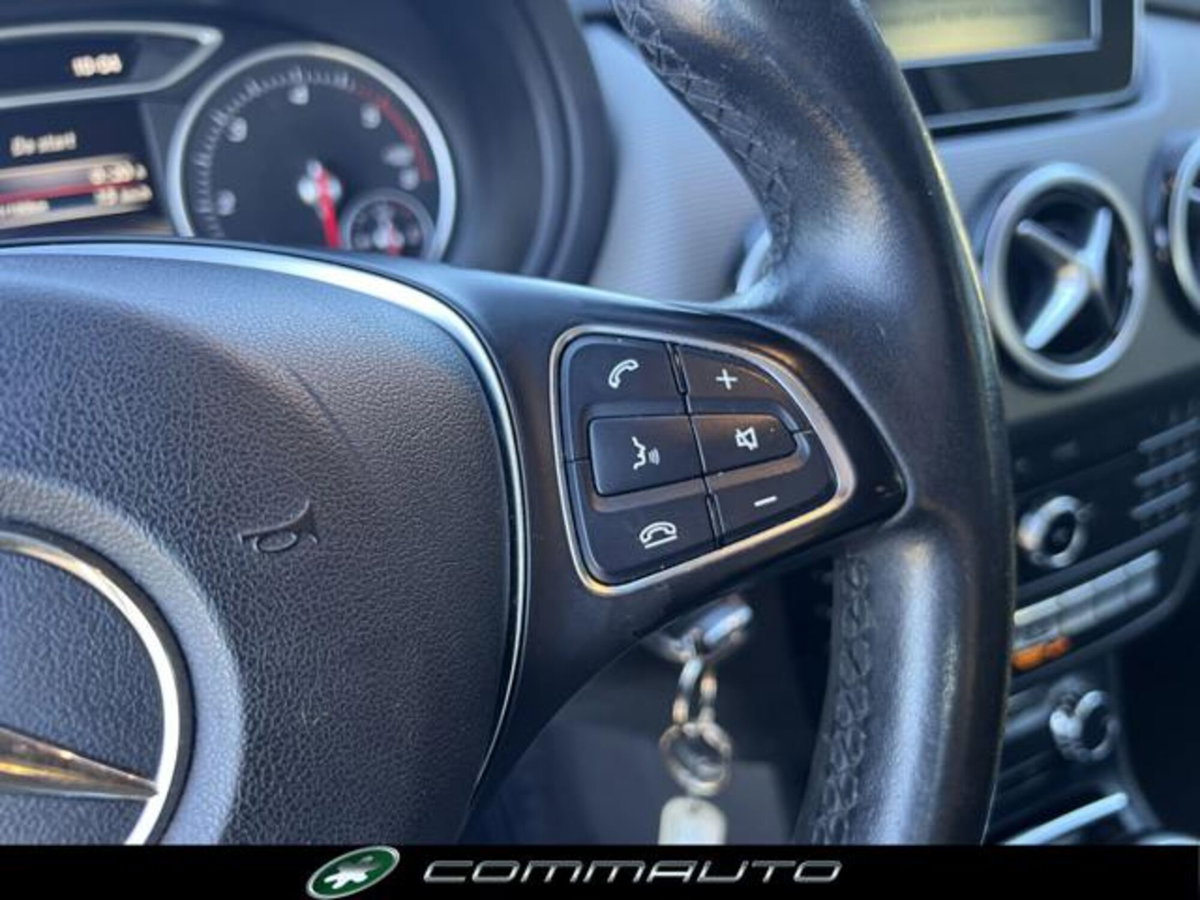 Mercedes-Benz Classe B 180 d Executive (14)