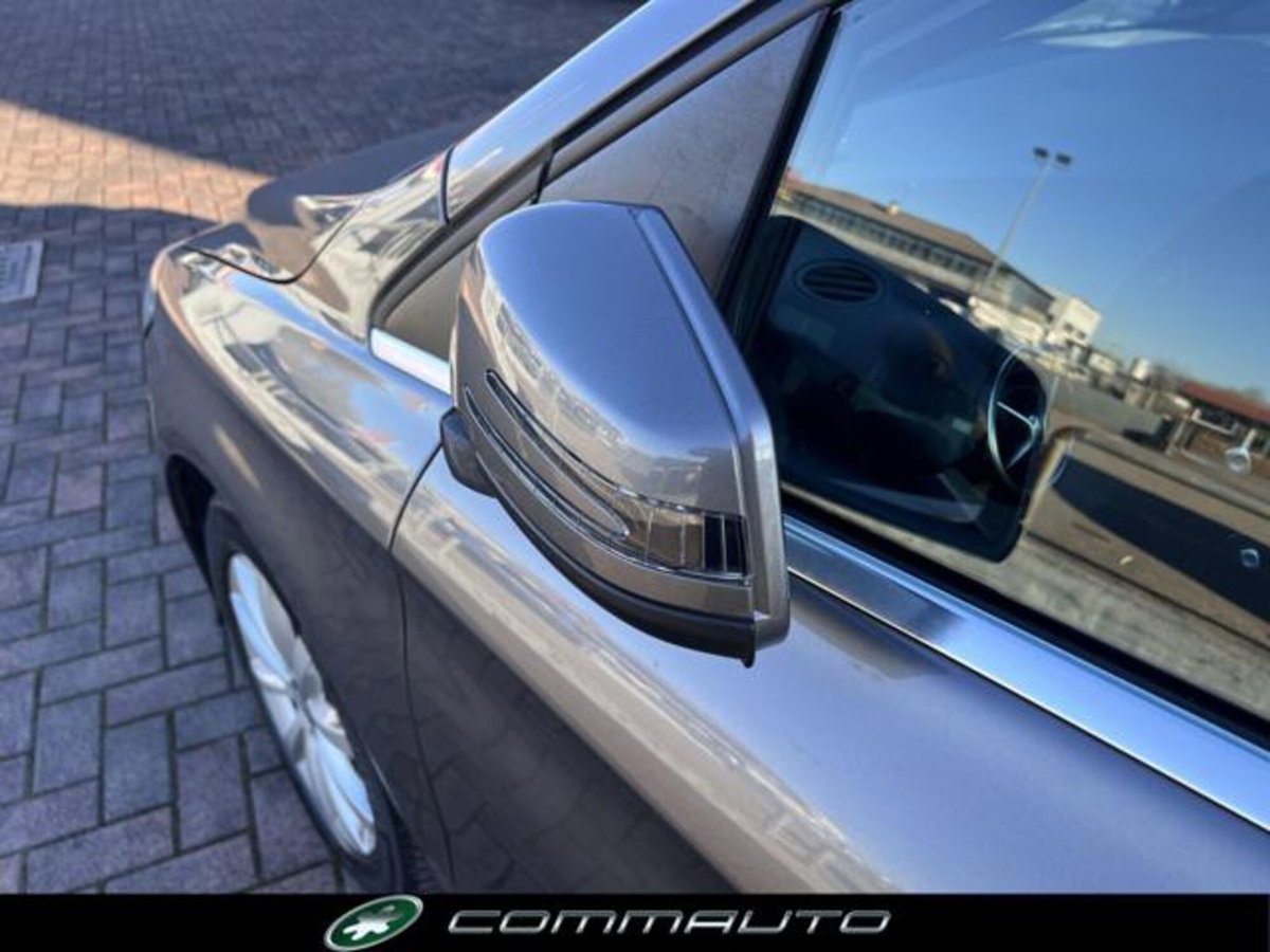 Mercedes-Benz Classe B 180 d Executive (6)