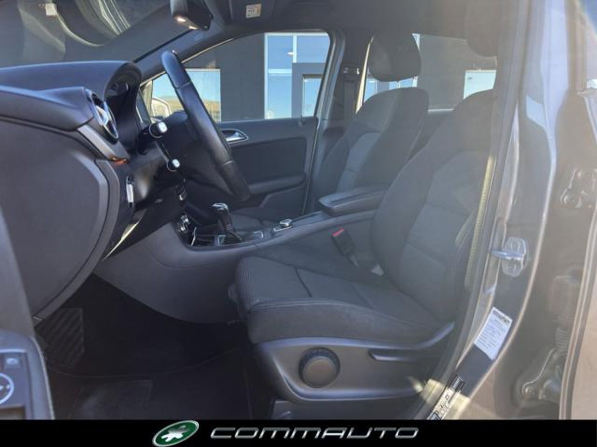 Mercedes-Benz Classe B 180 d Executive (9)