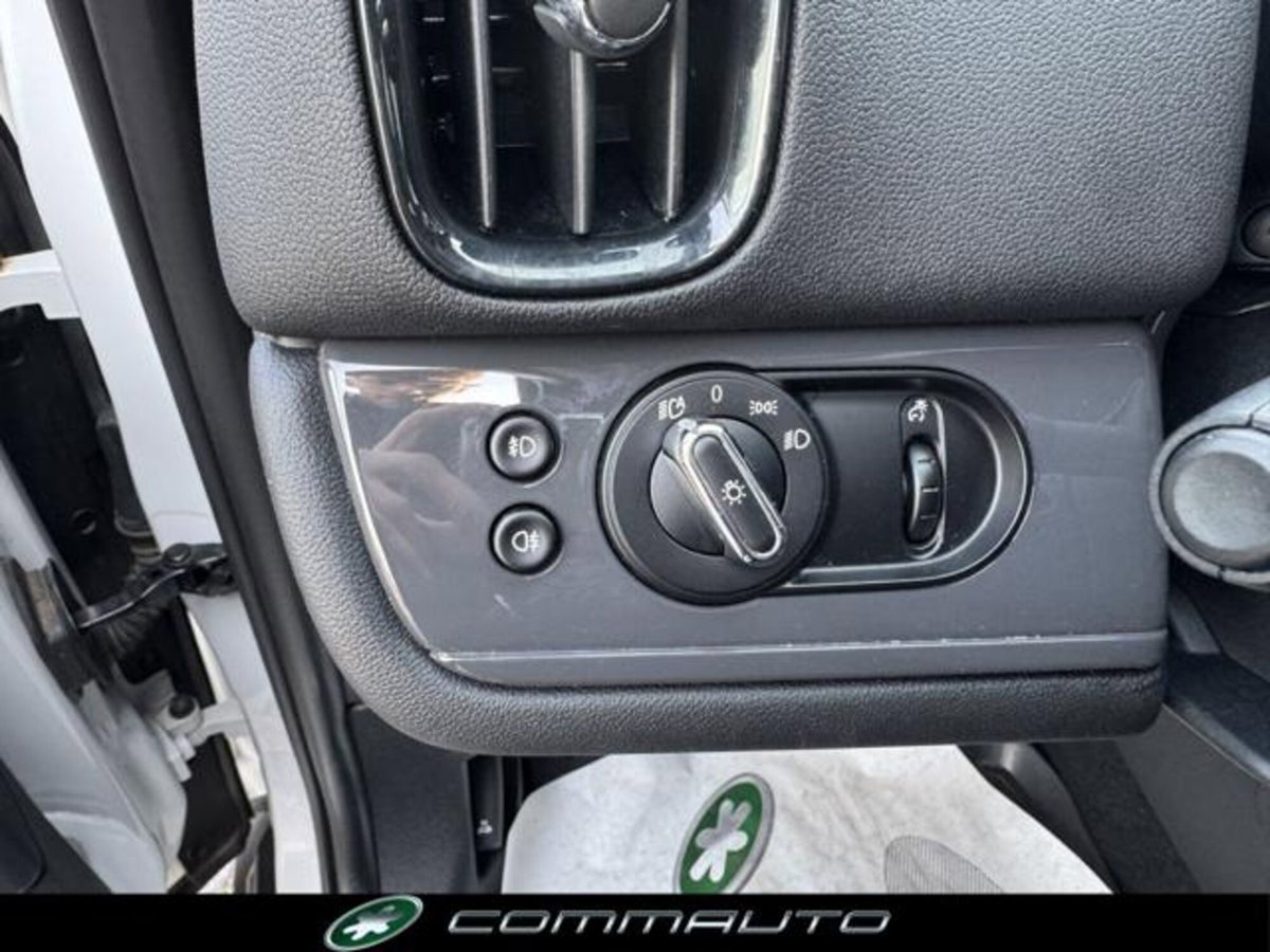 MINI Mini Countryman 2.0 Cooper D Baker Street Countryman ALL4 (13)