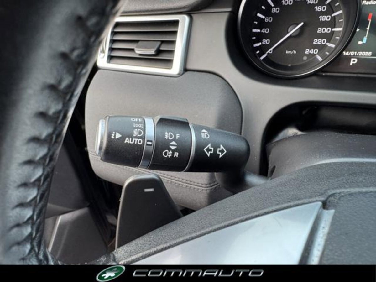 Land Rover Discovery Sport 2.0 TD4 180 CV AWD Auto HSE (18)