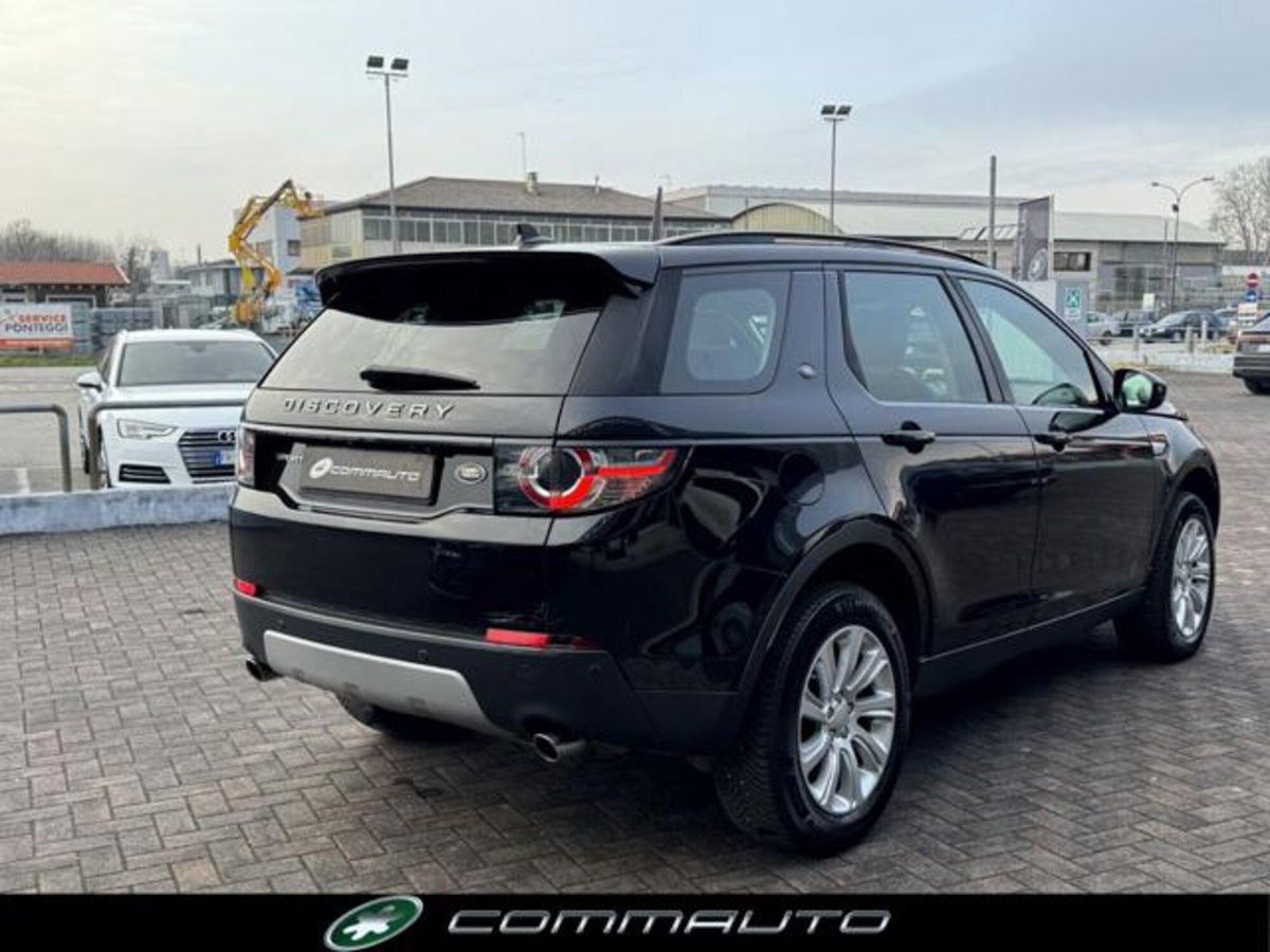 Land Rover Discovery Sport 2.0 TD4 180 CV AWD Auto HSE (4)