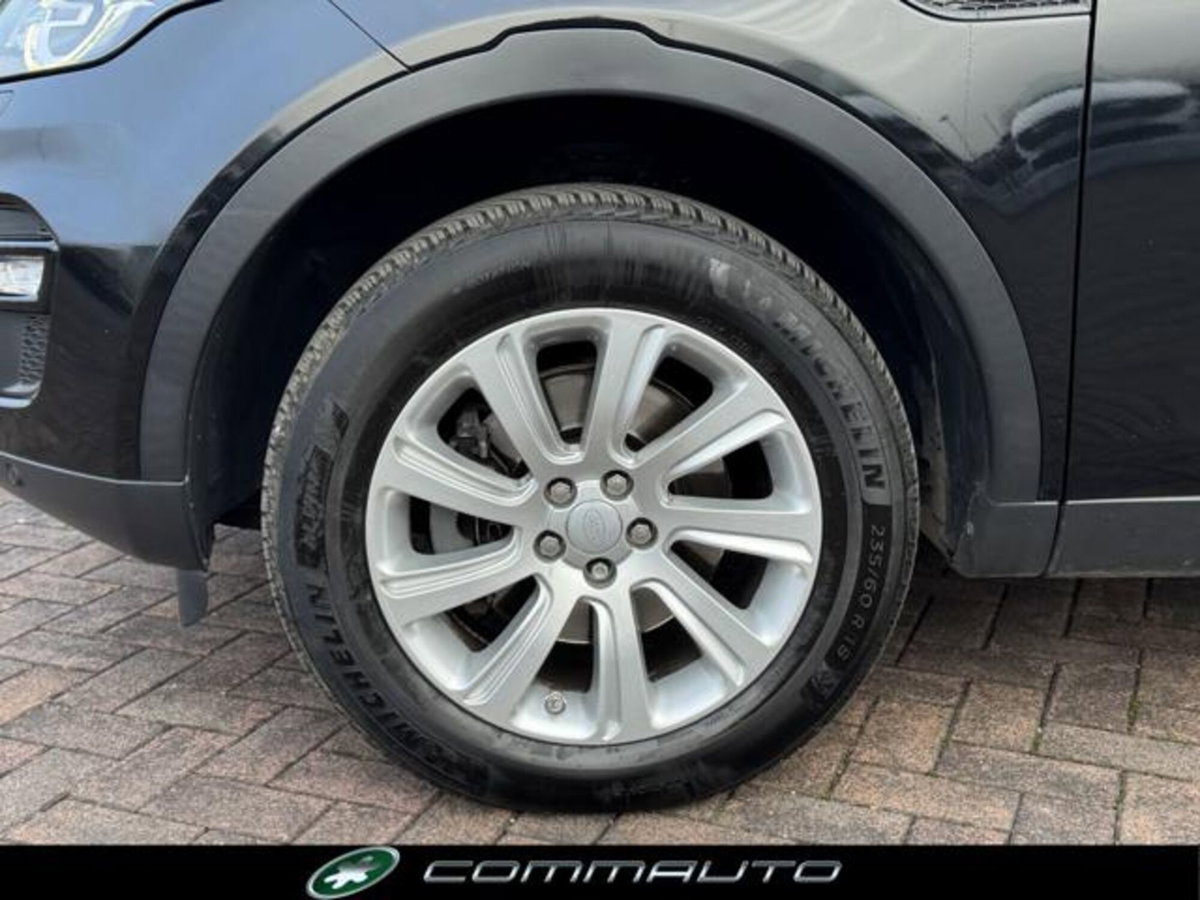 Land Rover Discovery Sport 2.0 TD4 180 CV AWD Auto HSE (8)
