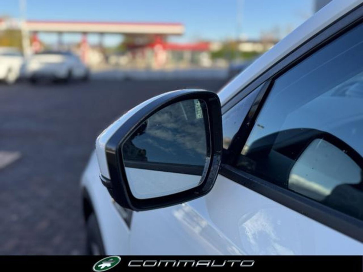 Jaguar E-Pace 2.0D 150 CV AWD aut. R-Dynamic S (11)
