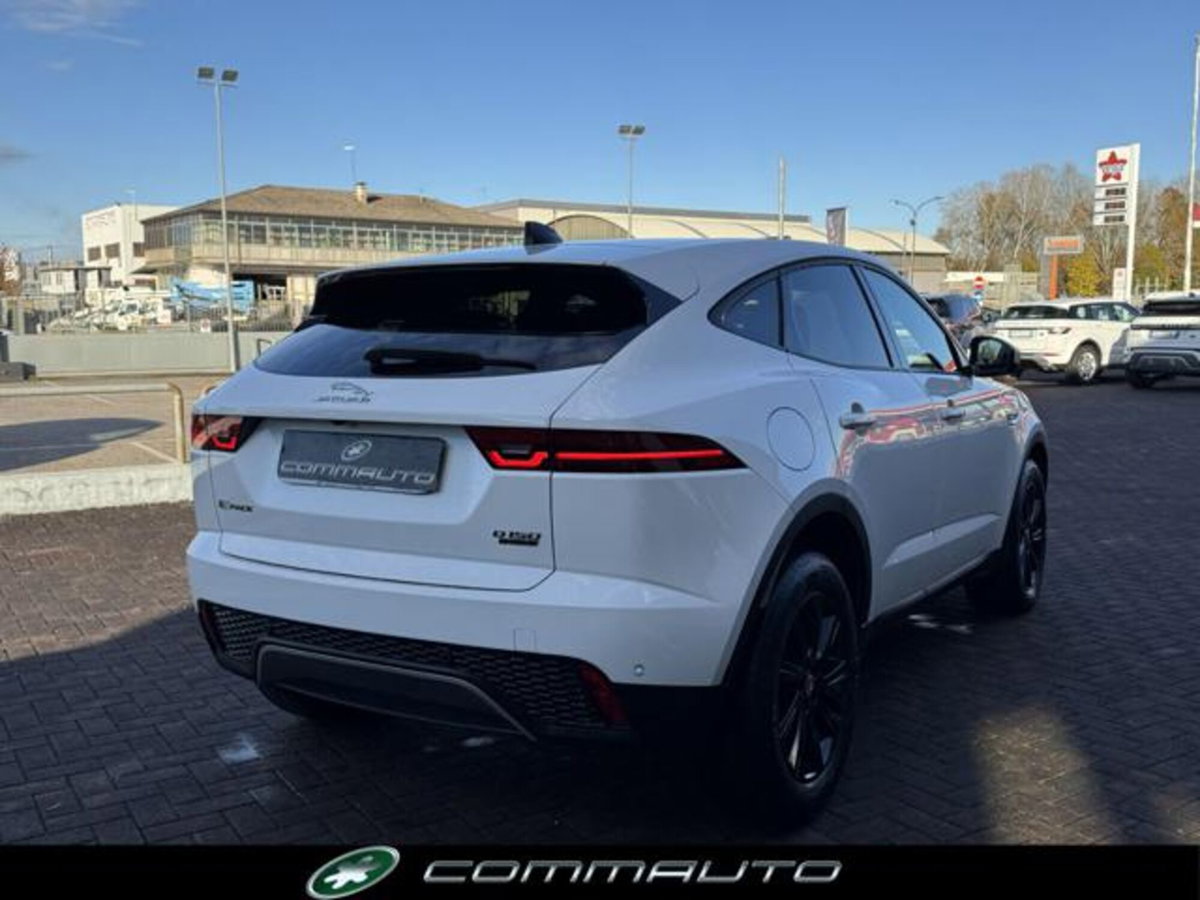 Jaguar E-Pace 2.0D 150 CV AWD aut. R-Dynamic S (4)