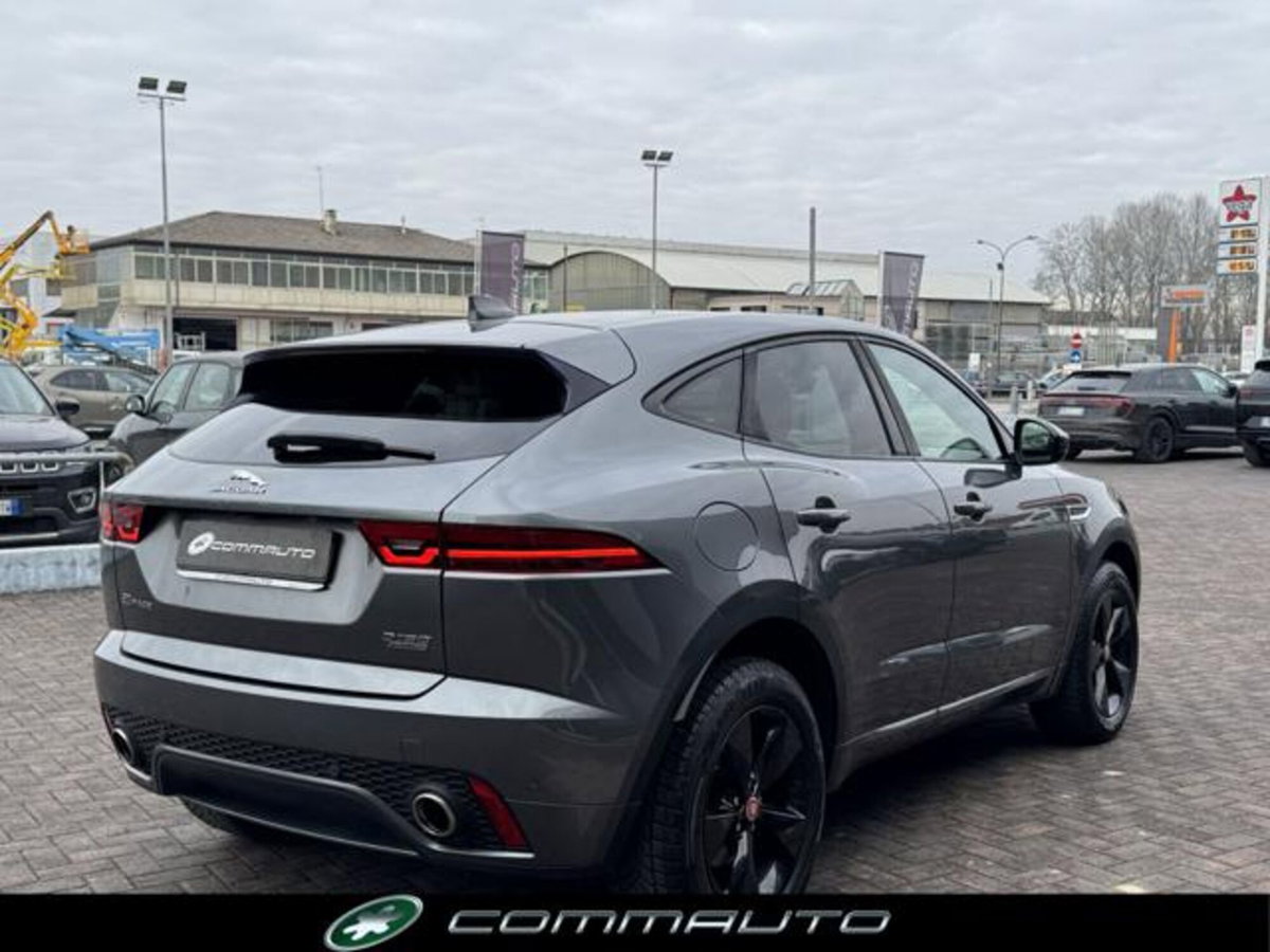Jaguar E-Pace 2.0D 150 CV AWD aut. R-Dynamic S (4)