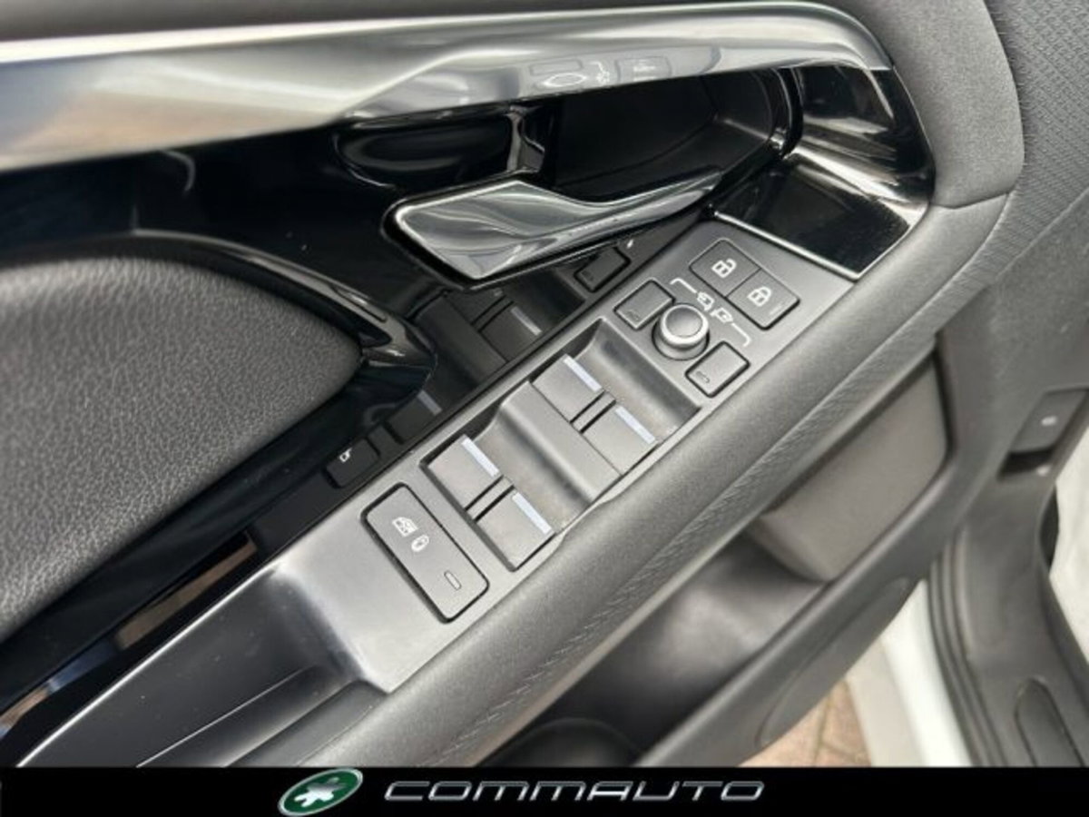 Land Rover Range Rover Evoque 2.0 I4 200 CV AWD Auto S (5)