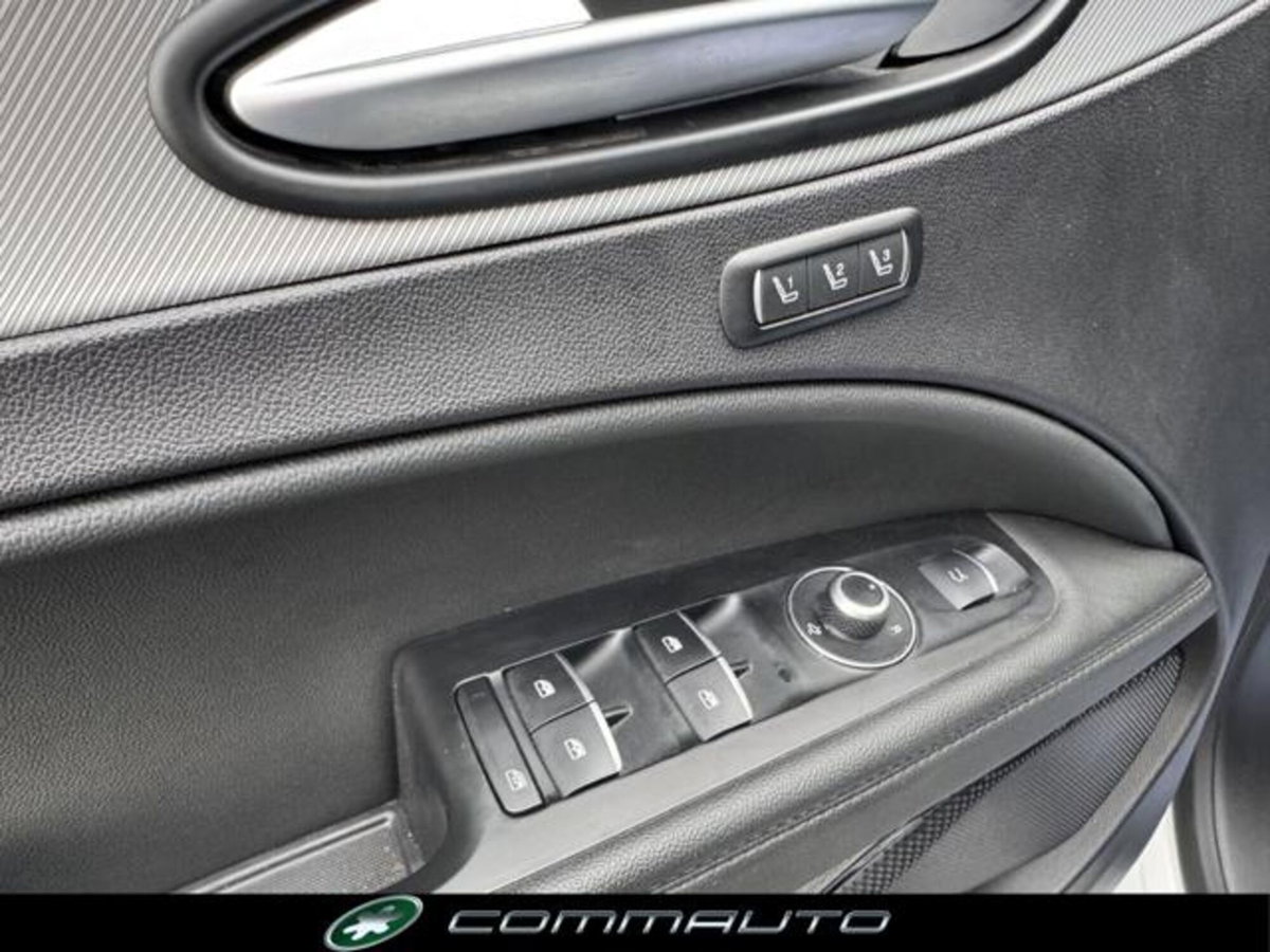 Alfa Romeo Stelvio Stelvio 2.2 Turbodiesel 210 CV AT8 Q4 Veloce (14)