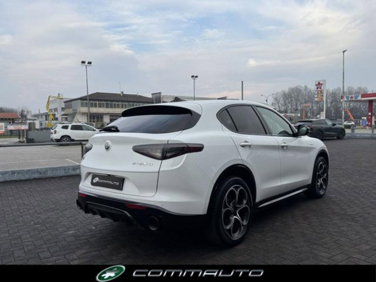Alfa Romeo Stelvio Stelvio 2.2 Turbodiesel 210 CV AT8 Q4 Veloce (4)