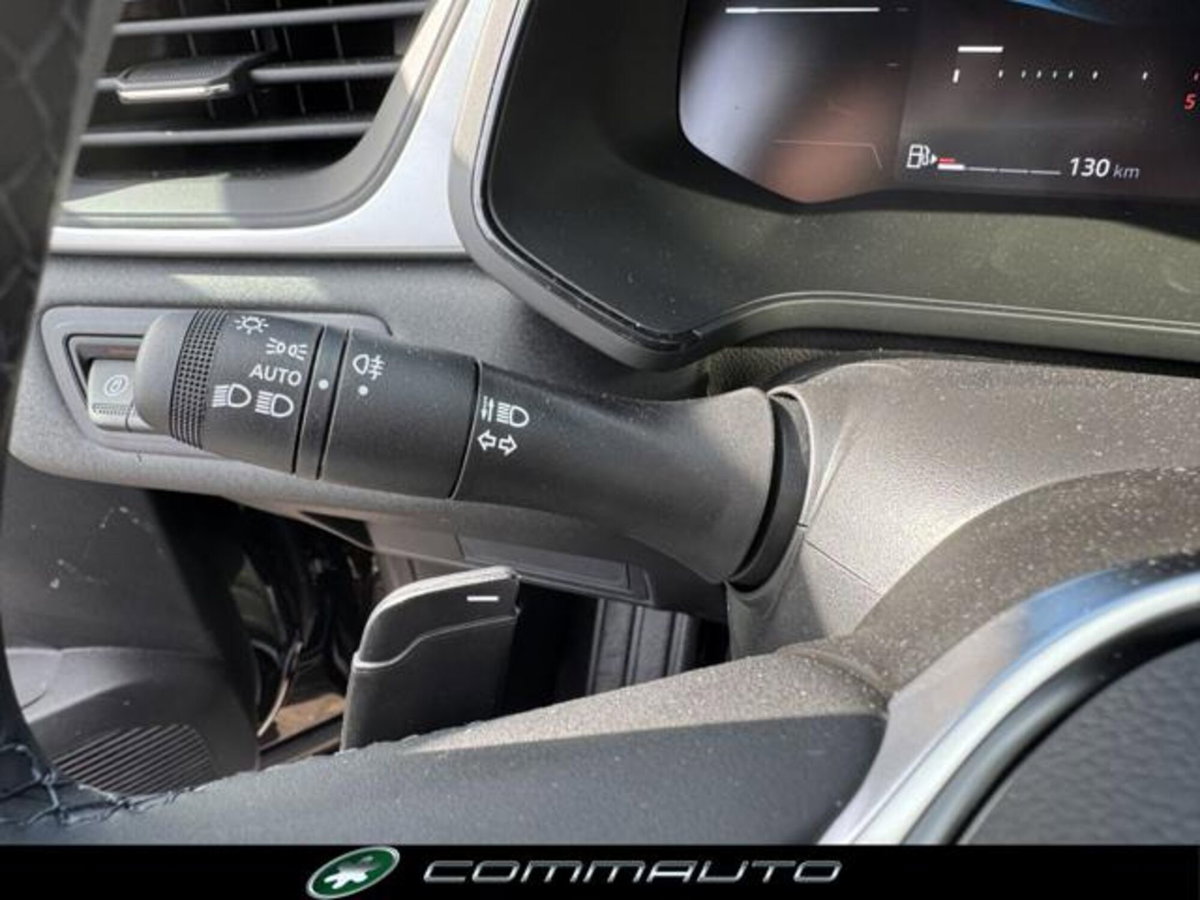 Mitsubishi ASX 1.3 mhev Invite 140cv (17)