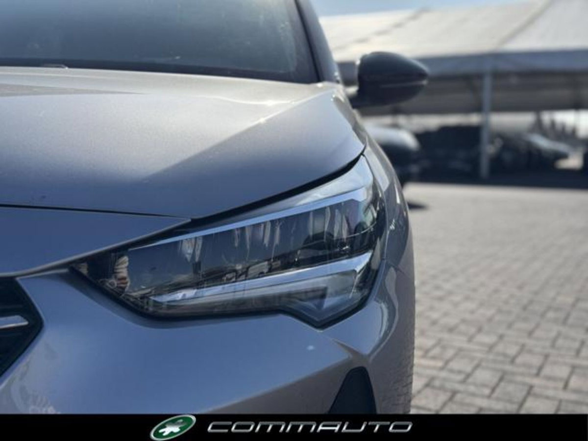Opel Corsa 1.2 100 CV GS Line (7)