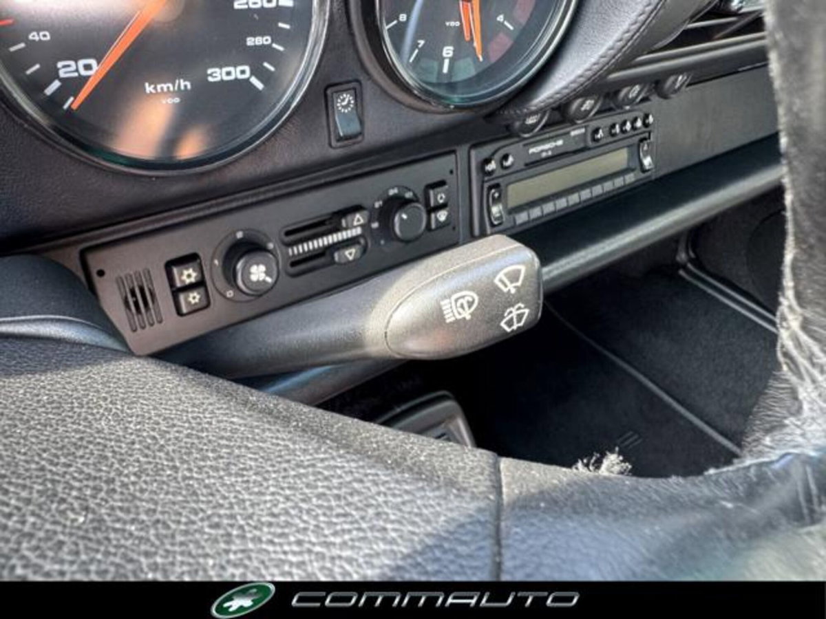 Porsche 911 Coupé Carrera 4 cat S (17)