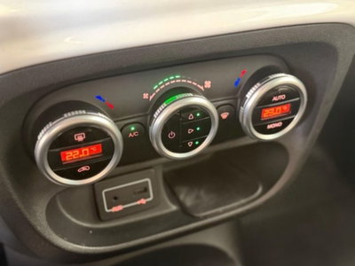 Fiat 500L 1.4 95 CV Trekking (14)