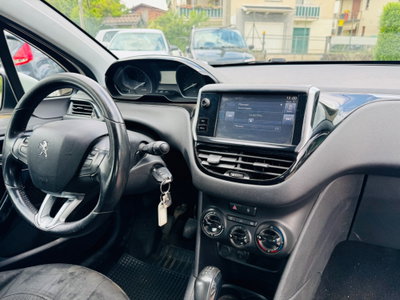 Peugeot 208 75 5 porte Mix (12)