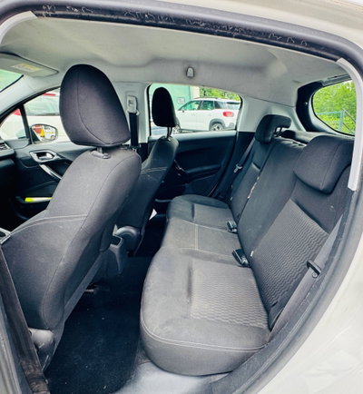 Peugeot 208 75 5 porte Mix (15)