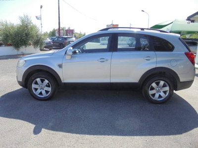 Chevrolet Captiva 2.0 VCDi LTX (10)
