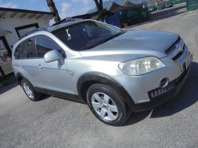 Chevrolet Captiva 2.0 VCDi LTX (19)