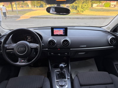 Audi A3 Sportback 1.4 TFSI g-tron Ambiente (6)