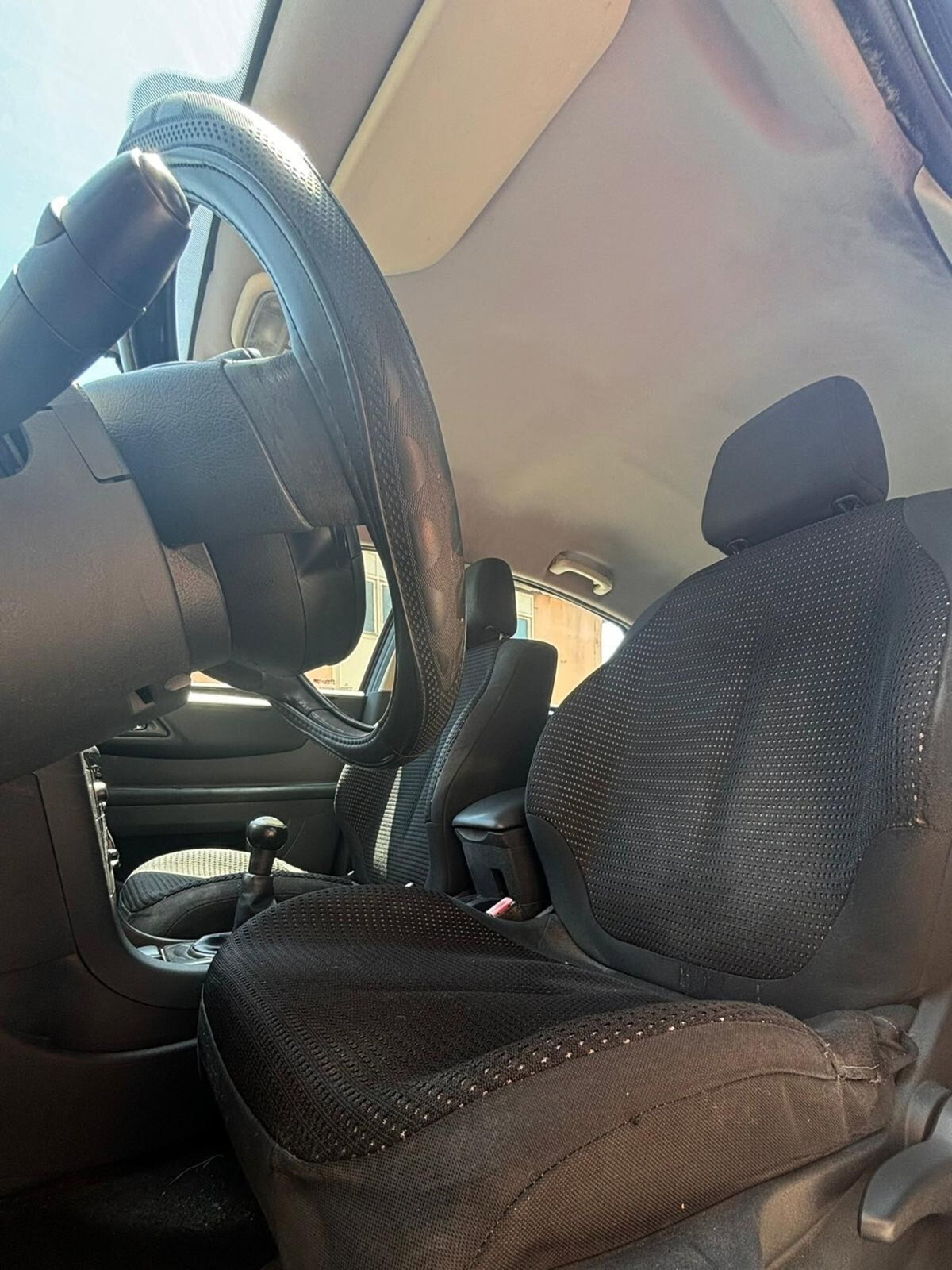 Citroen C4 1.6 HDi 90CV airdream VTR (13)