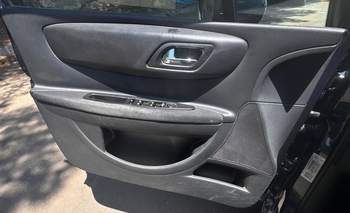 Citroen C4 1.6 HDi 90CV airdream VTR (19)