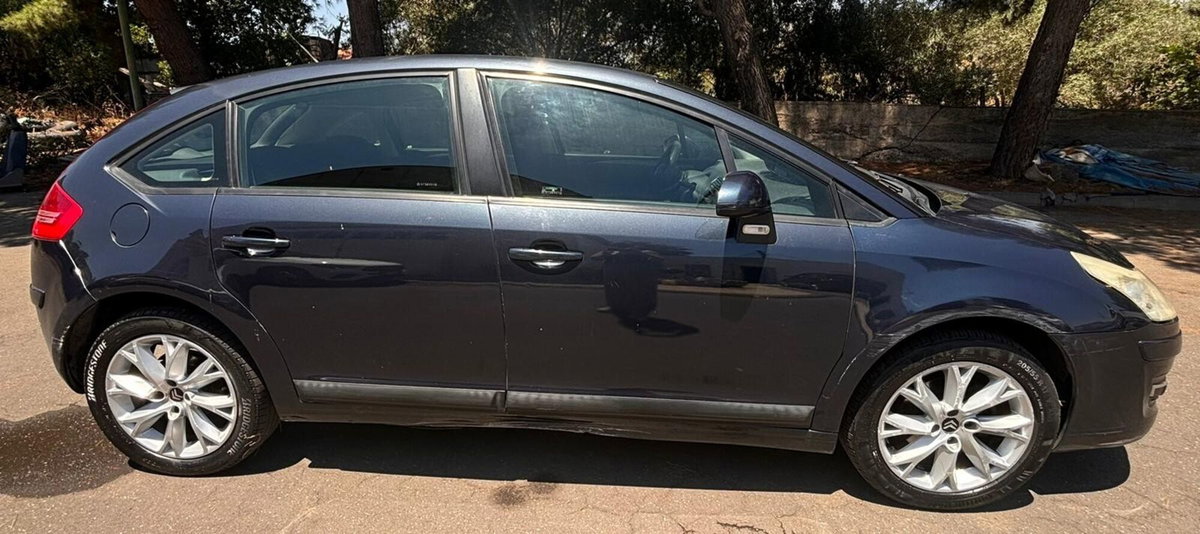 Citroen C4 1.6 HDi 90CV airdream VTR (2)