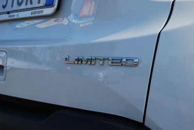 Jeep Renegade 1.3 T4 190CV PHEV 4xe AT6 Limited (10)