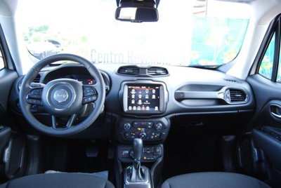Jeep Renegade 1.3 T4 190CV PHEV 4xe AT6 Limited (11)