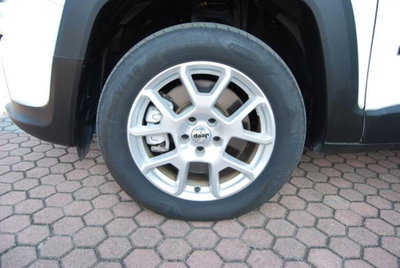 Jeep Renegade 1.3 T4 190CV PHEV 4xe AT6 Limited (5)