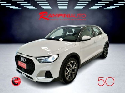 Audi A1 citycarver 30 TFSI Admired usata