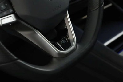 Volkswagen Tiguan Allspace 2.0 tdi R-Line 150cv dsg (20)