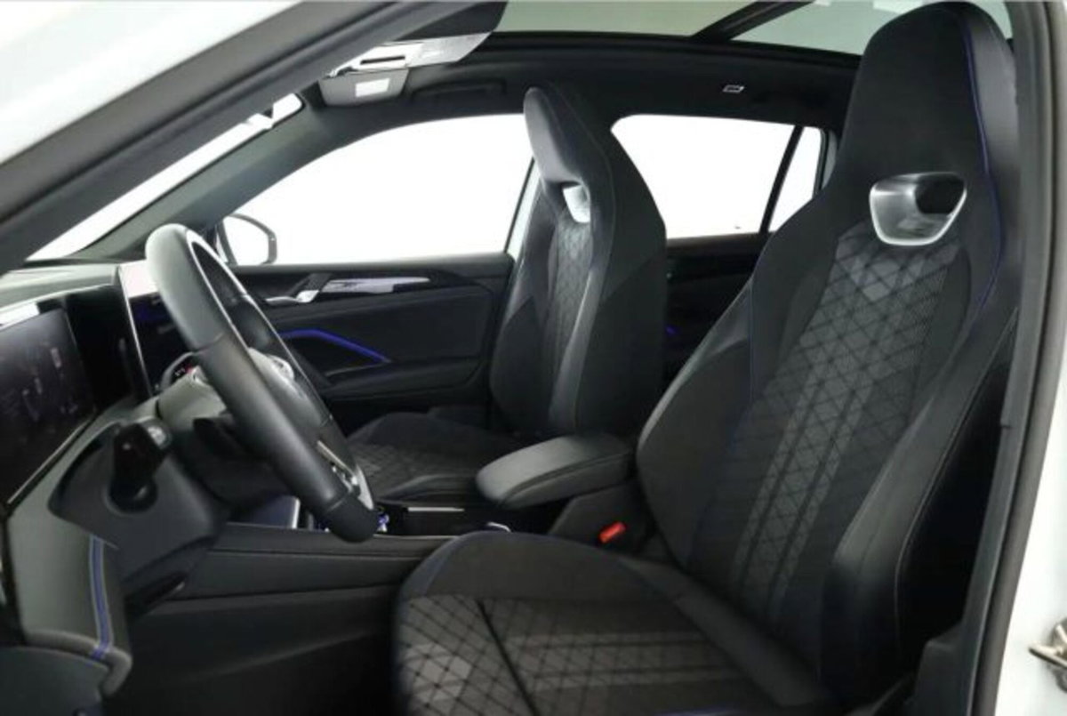 Volkswagen Tiguan Allspace 2.0 tdi R-Line 150cv dsg (8)