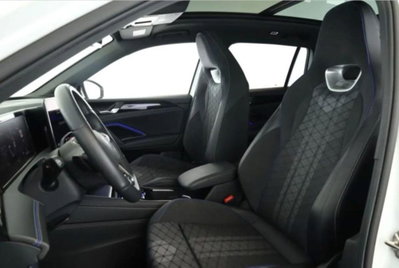 Volkswagen Tiguan Allspace 2.0 tdi R-Line 150cv dsg (8)