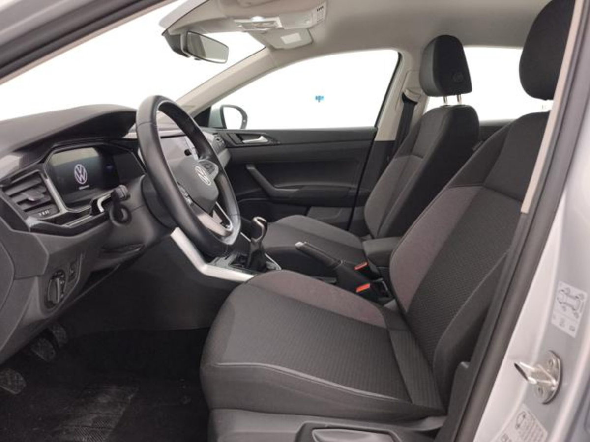 Volkswagen Taigo 1.0 tsi Life 115cv (11)