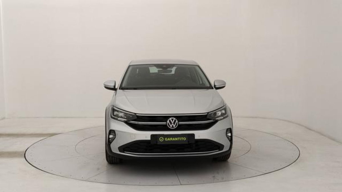 Volkswagen Taigo 1.0 tsi Life 115cv (8)