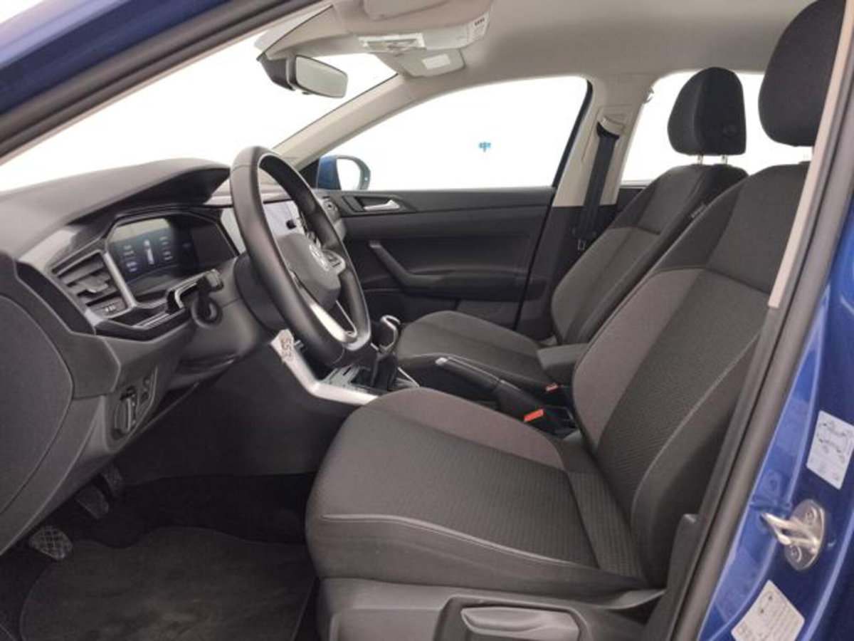 Volkswagen Taigo 1.0 tsi Life 115cv (11)