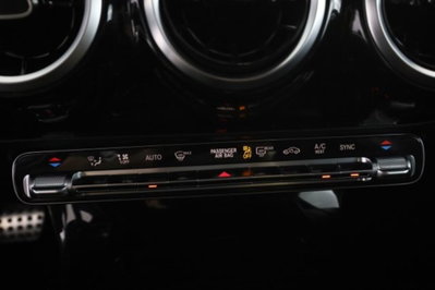 Mercedes-Benz CLA 180 d Automatic Premium (13)