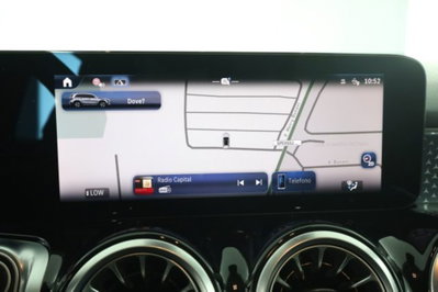Mercedes-Benz GLB 200 d Progressive Advanced Plus auto (11)