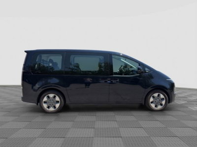 Hyundai Staria 2.2 awd auto (6)