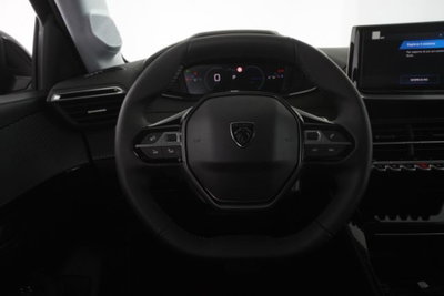 Peugeot 208 1.2 turbo Allure 100cv (13)