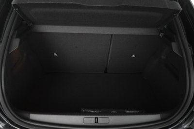 Peugeot 208 1.2 turbo Allure 100cv (14)